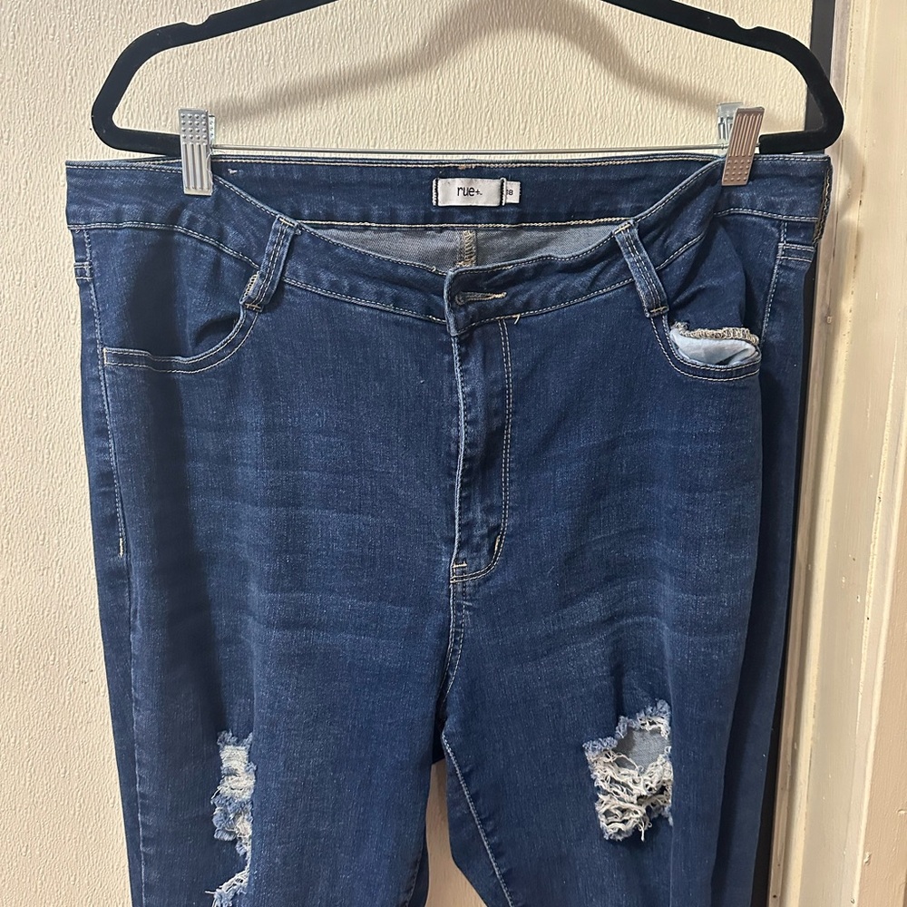 Rue21 Women's Blue Distressed Jeans